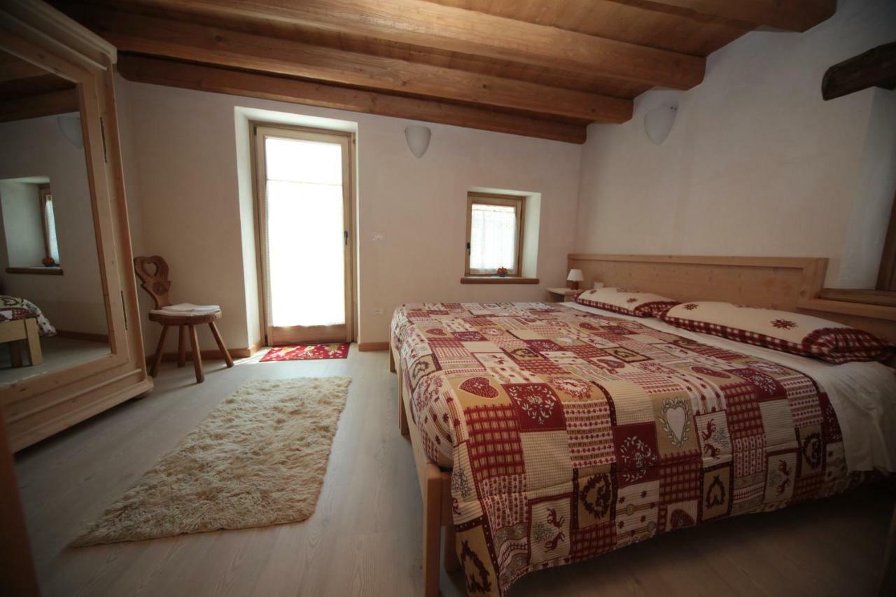 Albergo Diffuso Valcellina E Val Vajont In Casso ภายนอก รูปภาพ